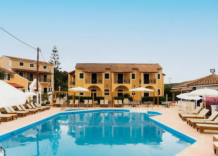 Oula Maisonettes Suites