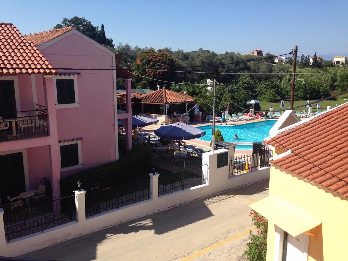 Oula Maisonettes Hotel