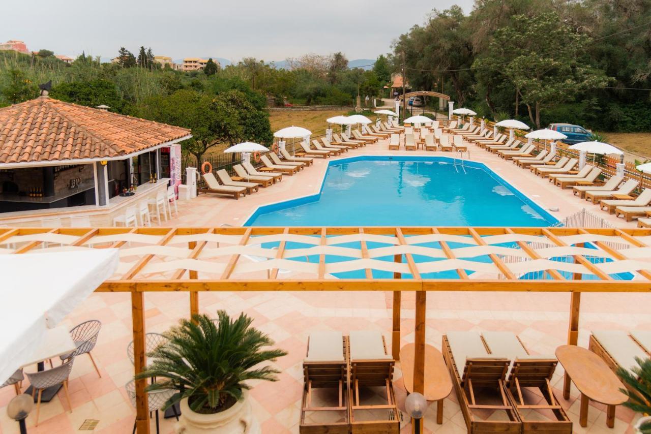 Oula Maisonettes 3* Kavos