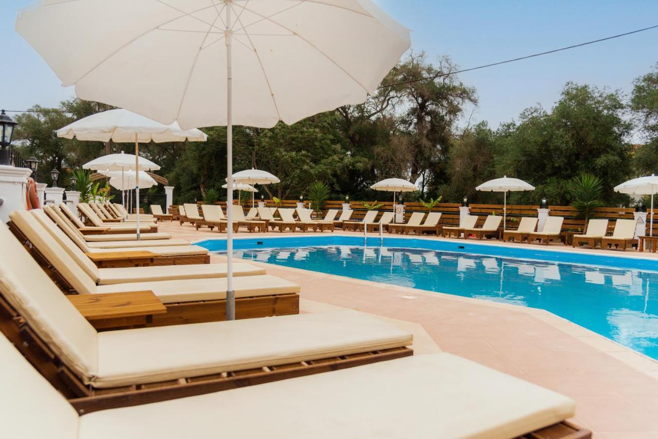 Hotel Oula Maisonettes 3*