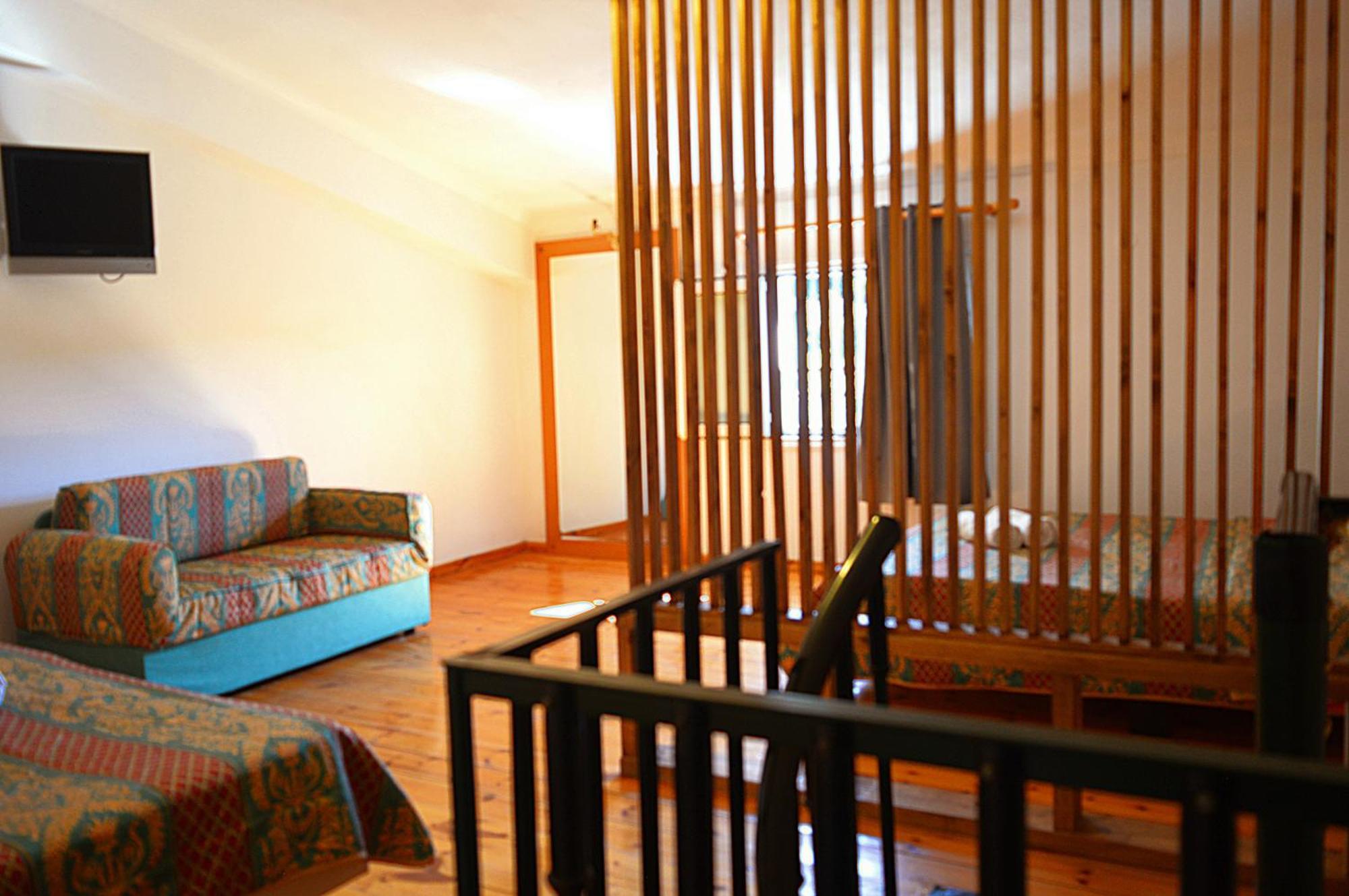 Oula Maisonettes Kávos